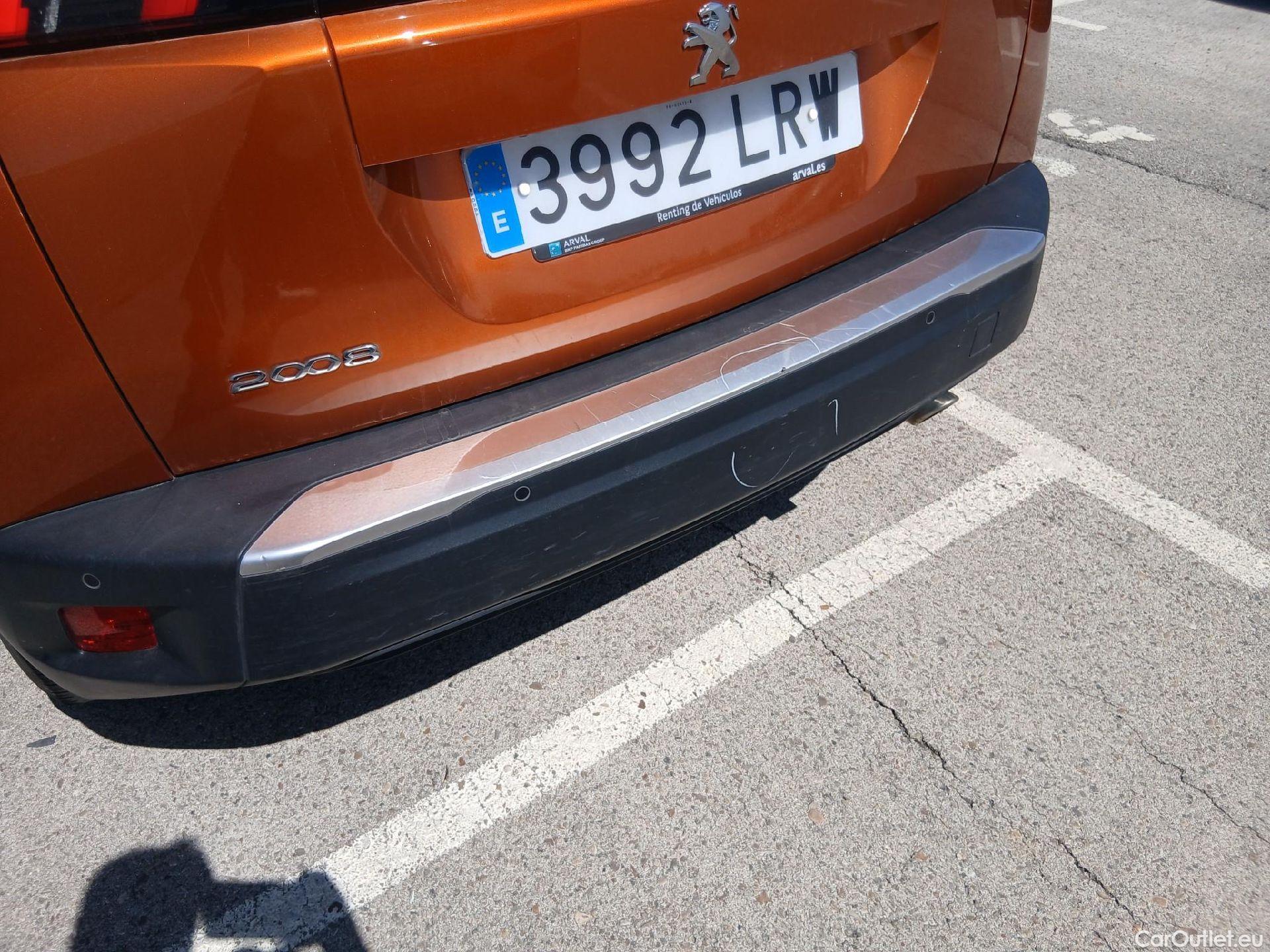  Peugeot  2008 PEUGEOT  / 2019 / 5P / todoterreno Active BlueHDI 81kW (110CV) #15