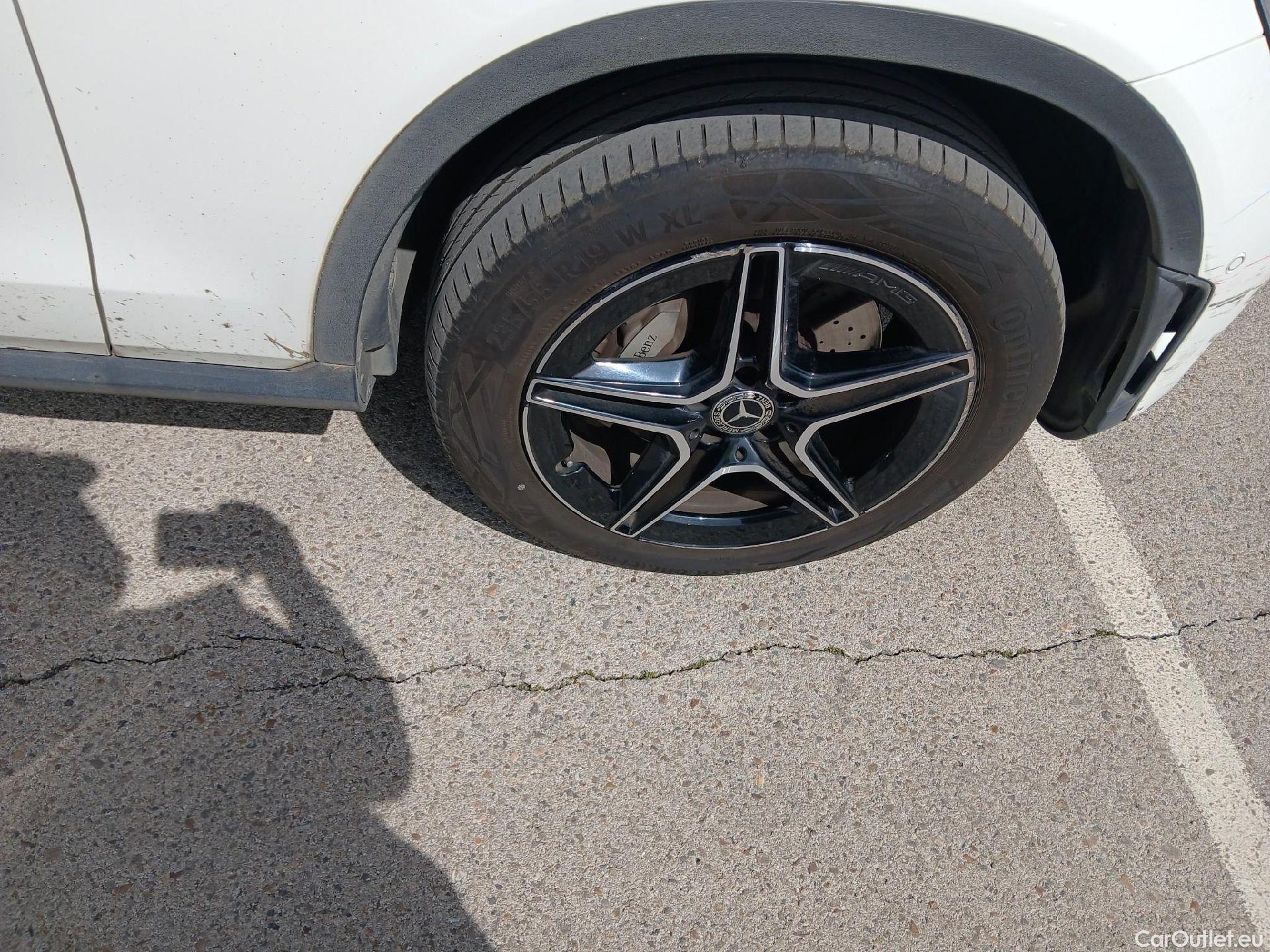  Mercedes  G-Klasee MERCEDES-BENZ GLC Coupé / 2019 / 5P / coupé GLC 300 de 4MATIC #22
