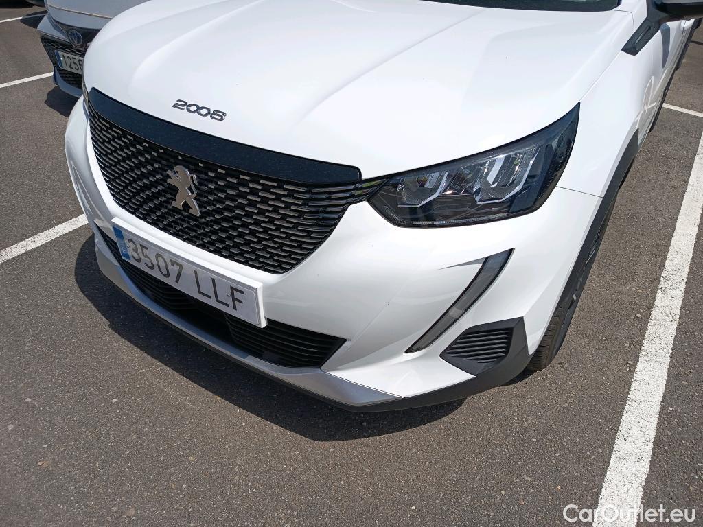  Peugeot  2008 PEUGEOT  / 2019 / 5P / todoterreno Allure BlueHDI 100 S&S BVM6 #9