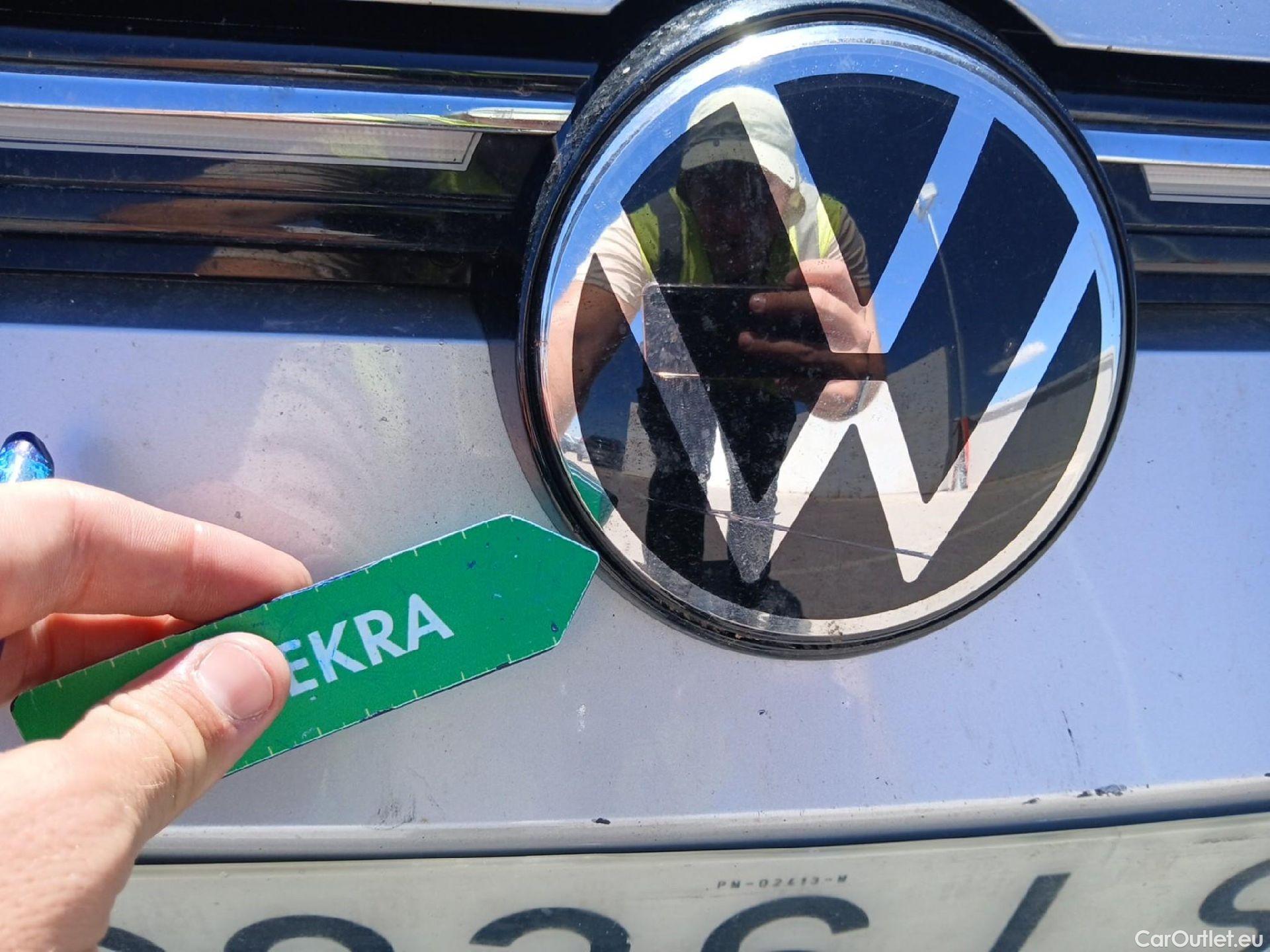  Volkswagen  Golf  VOLKSWAGEN berlina con portón eHybrid 1.4 TSI 150 CV 10 kWh #5