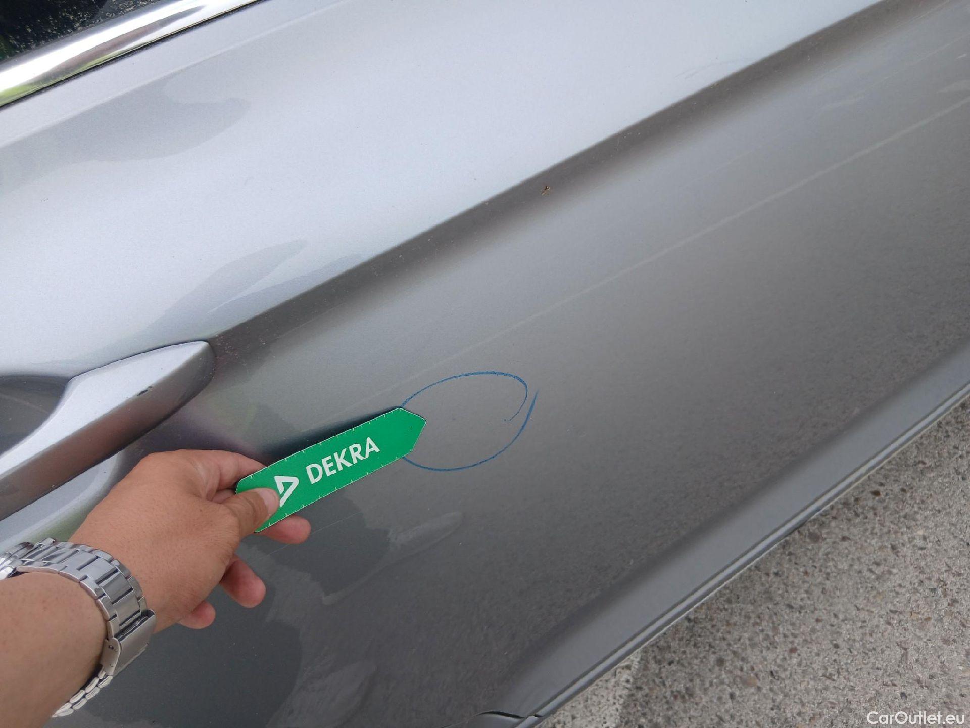  Volkswagen  Passat VOLKSWAGEN  / 2019 / 4P / sedán Executive 2.0 TDI 110kW (150CV) DSG #18