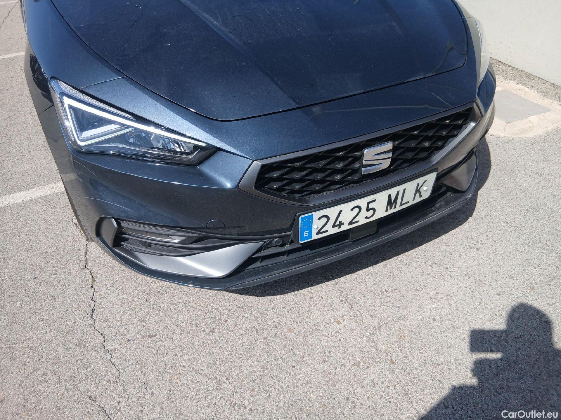  Seat  Leon  Sportstourer FR e-Hybrid 1.4 205CV AT6 E6d #2