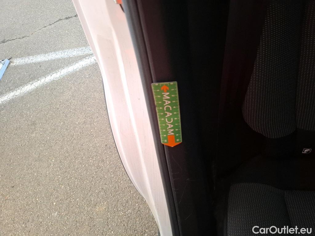  Citroen  C3  Feel 1.2 PureTech 70CV BVM5 E6dT #61