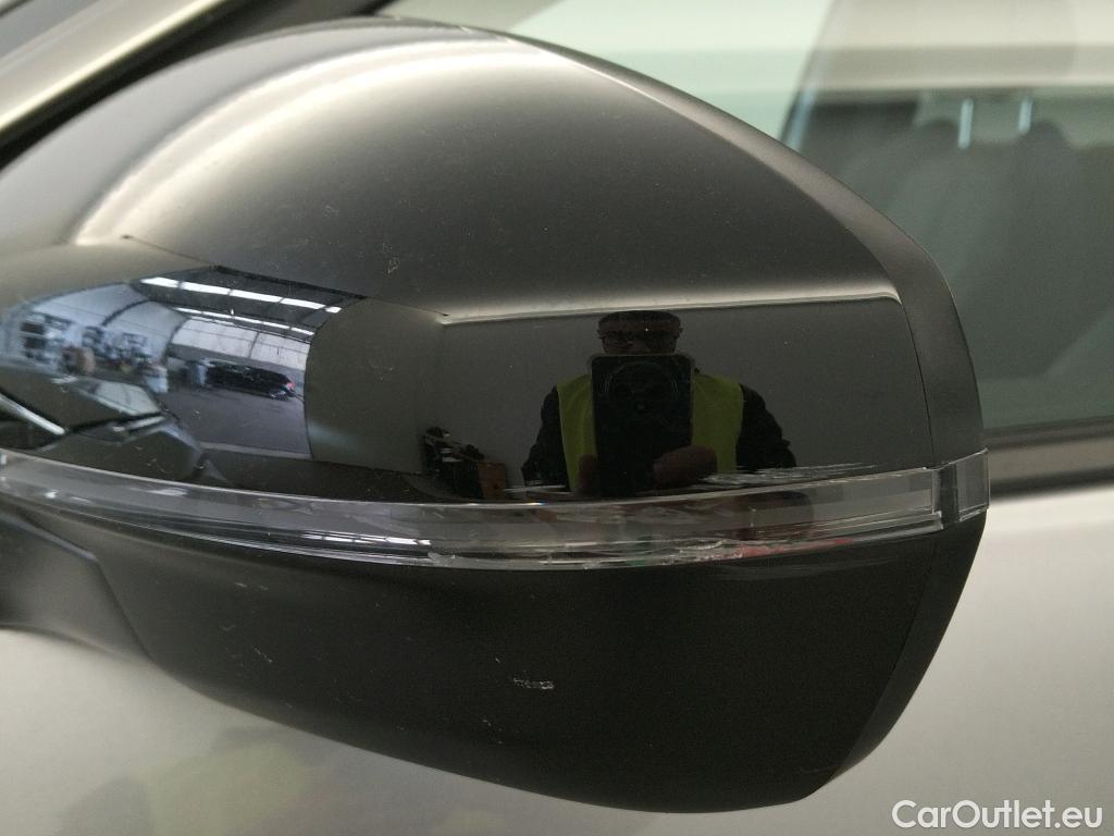  Peugeot  5008  Allure Pack 1.5 HDi 130CV AT8 7 Plazas E6d #21