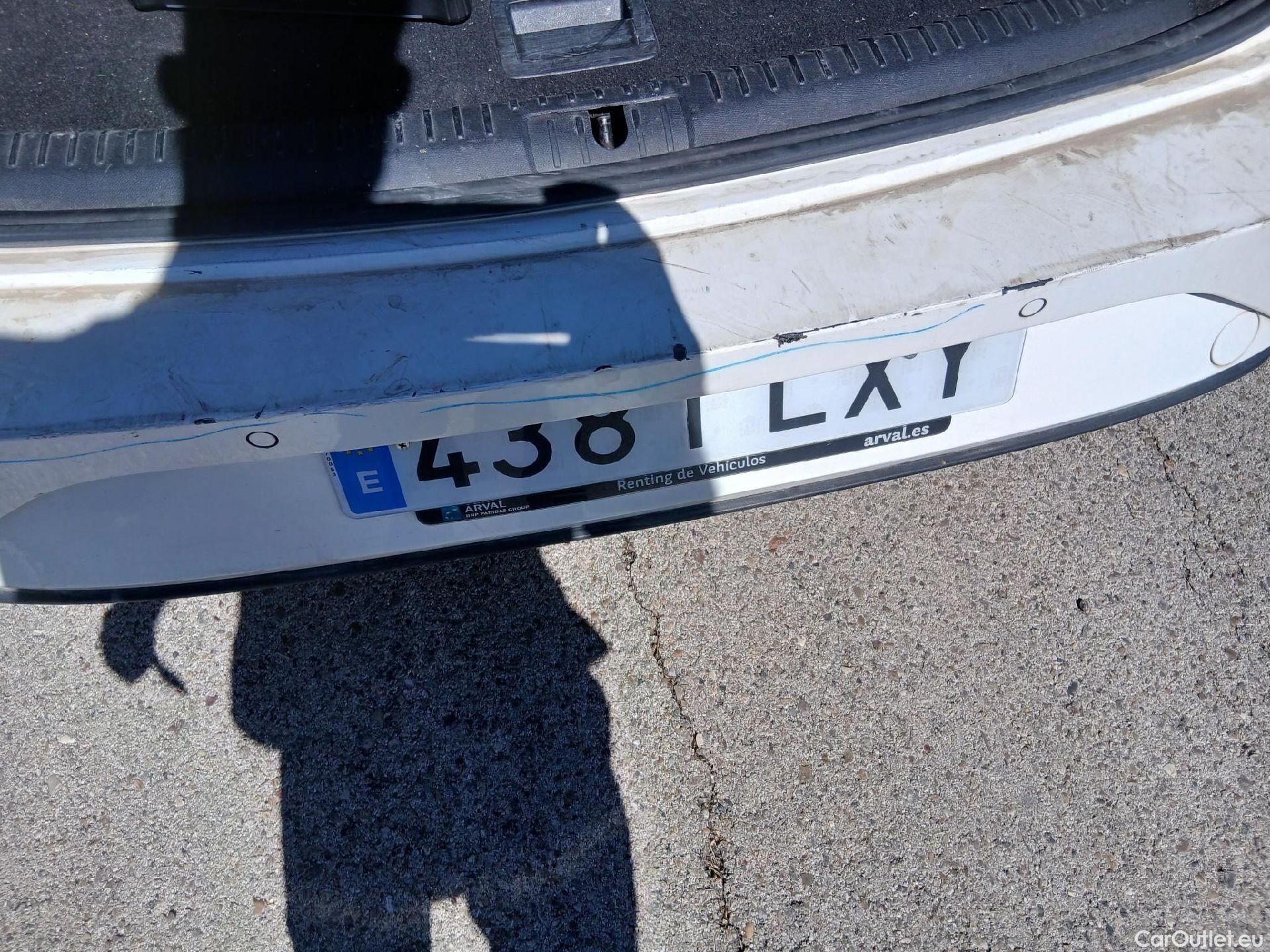  Seat  Leon SEAT Nuevo León / 2020 / 5P / familiar SP 2.0 TDI 85kW Style Go(SP) #38