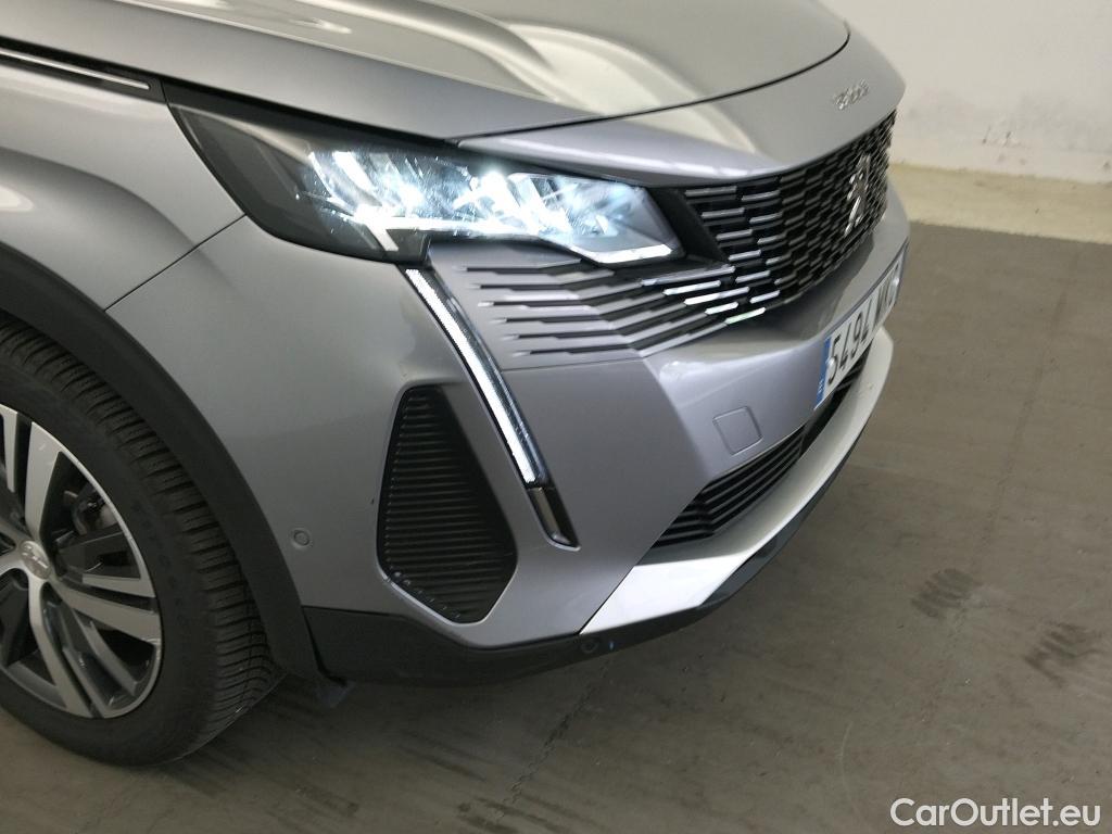  Peugeot  5008  Allure Pack 1.5 HDi 130CV AT8 7 Plazas E6d #15
