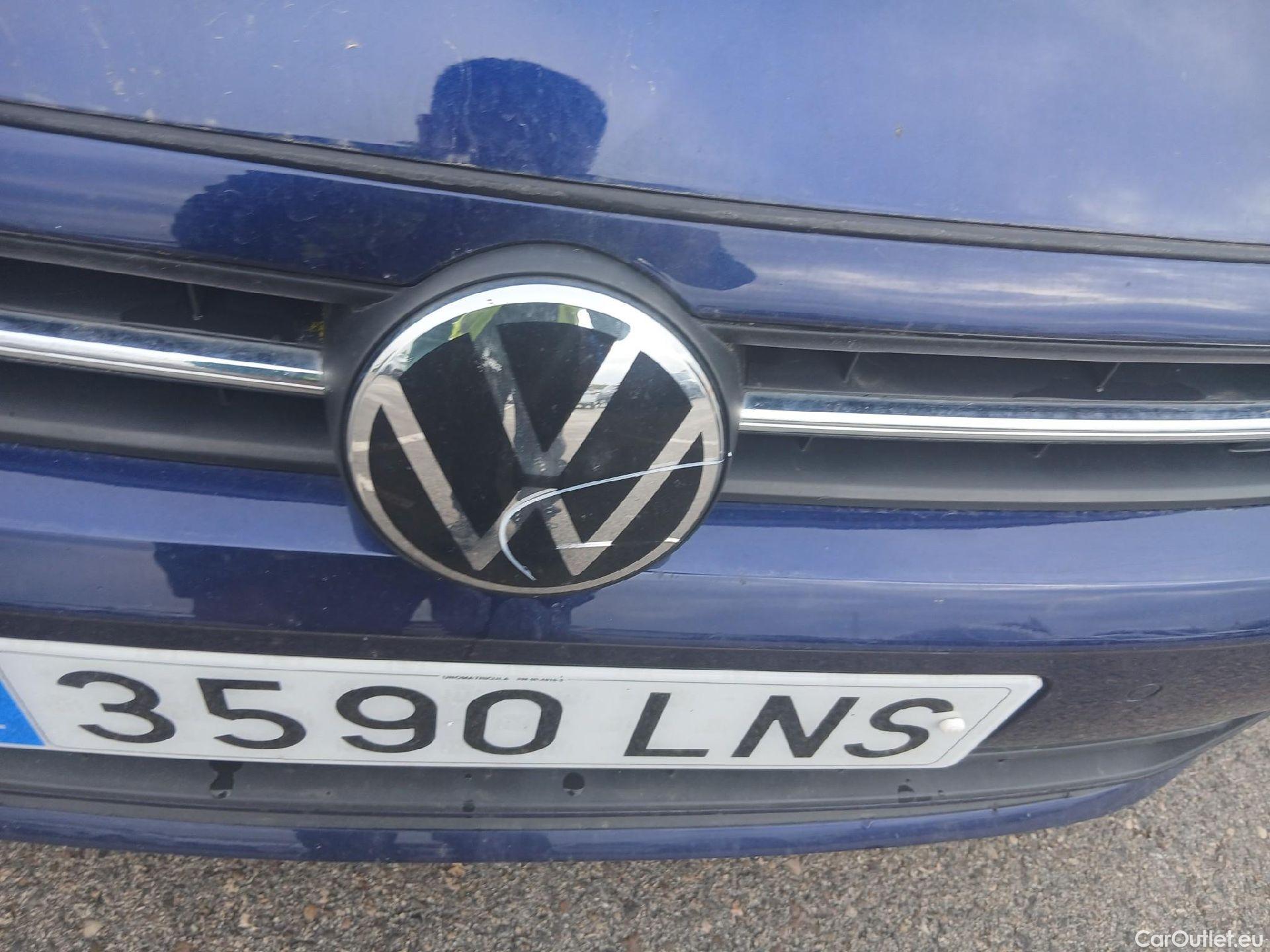  Volkswagen  Polo VOLKSWAGEN  / 2017 / 5P / berlina con portón United 1.0 TSI 81kW (110CV)(SP) #9