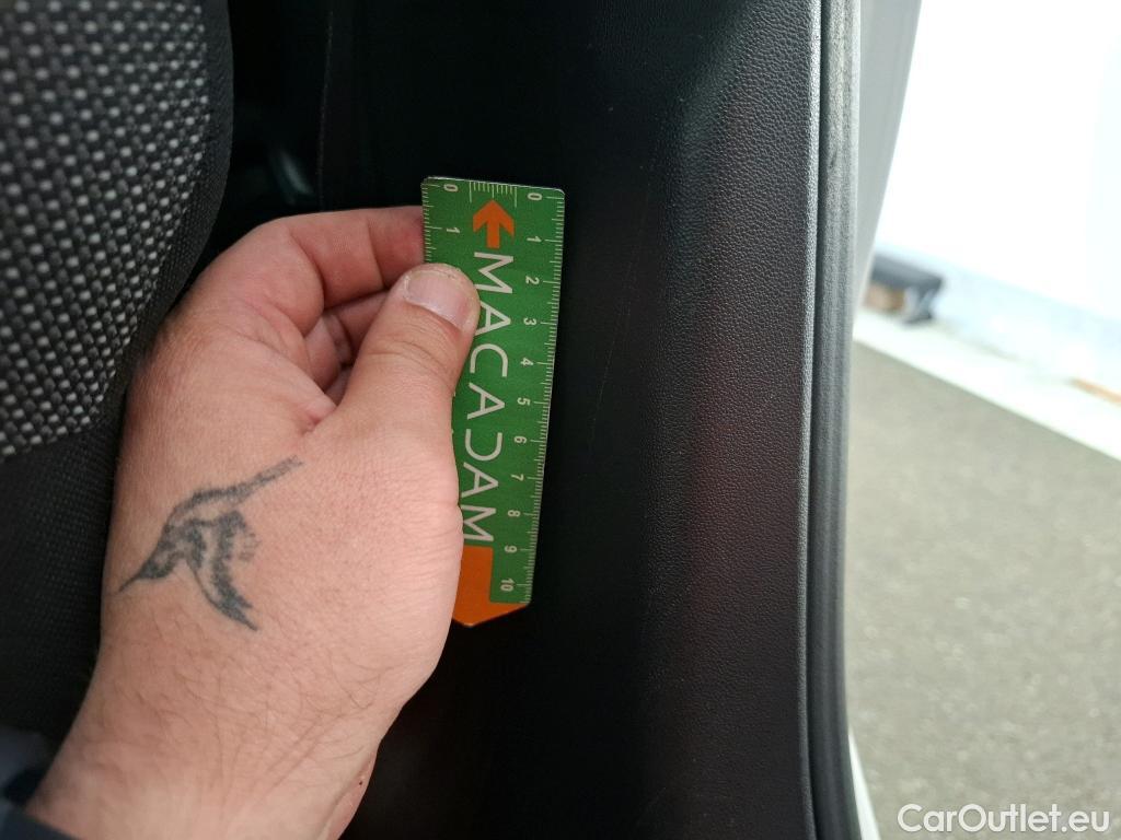  Citroen  C3  Feel 1.2 PureTech 70CV BVM5 E6dT #50