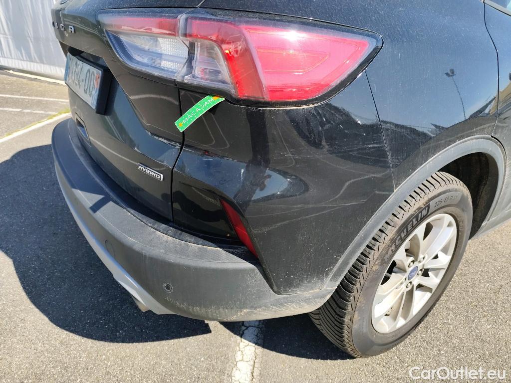  Ford  Kuga FORD  / 2019 / 5P / SUV 2.5 190 hybrid Flexifuel Pshift Titanium #9