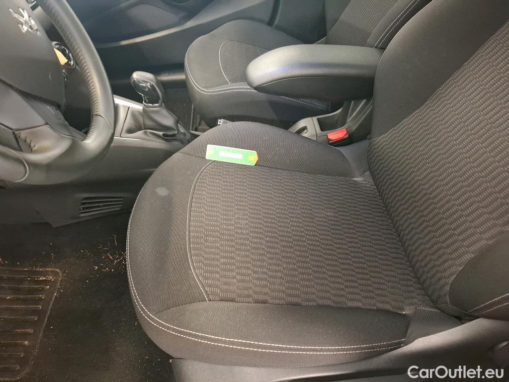  Peugeot  208  Active Business 1.2 80CV BVM5 E6dT #45