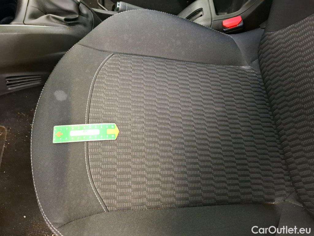  Peugeot  208  Active Business 1.2 80CV BVM5 E6dT #46