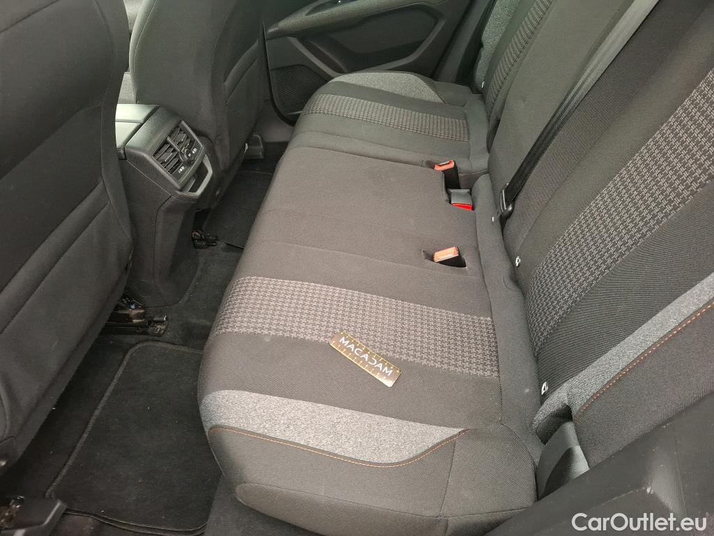  Peugeot  3008  Active Pack 1.2 PureTech 130CV BVA8 E6d #4