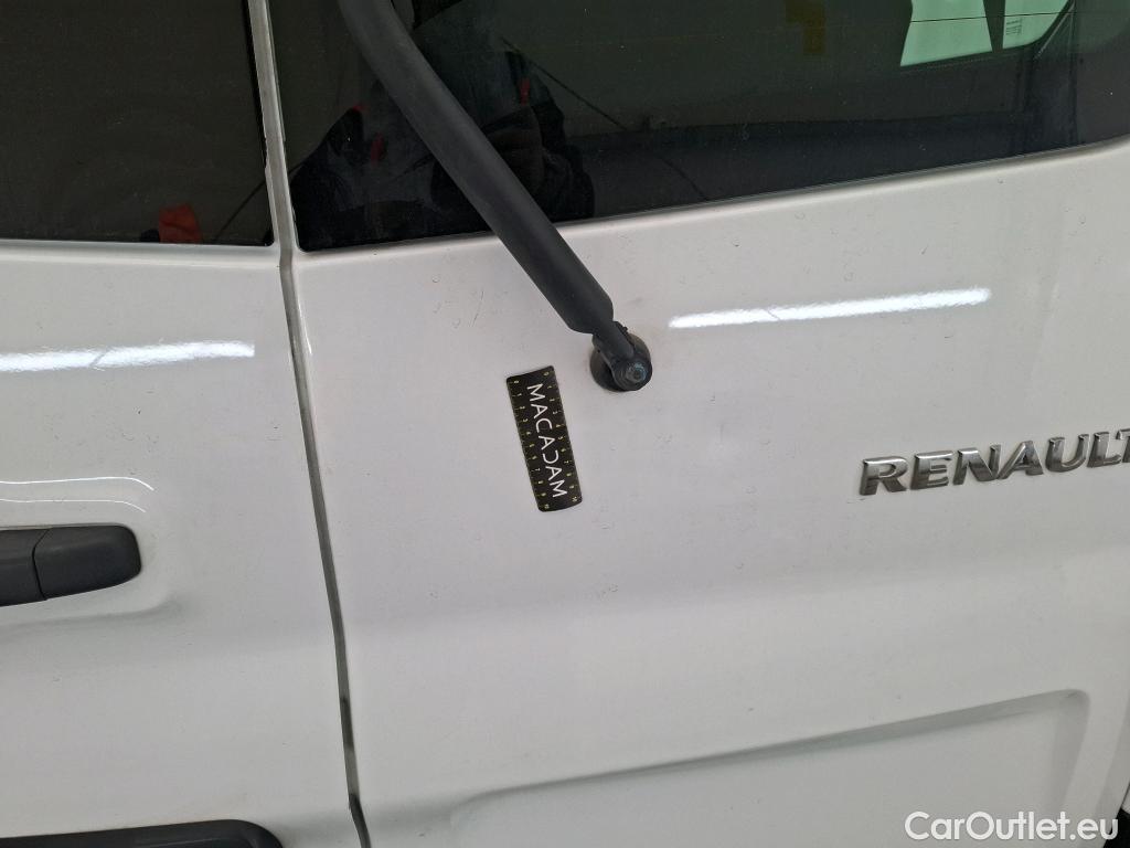  Renault  Trafic RENAULT  4p Combi Zen L1 Energy dCi 125 8 places #83