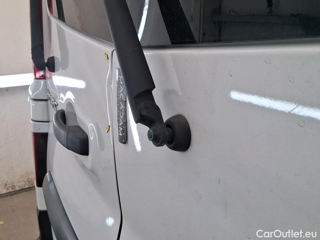  Renault  Trafic RENAULT  4p Combi Zen L1 Energy dCi 125 8 places #28