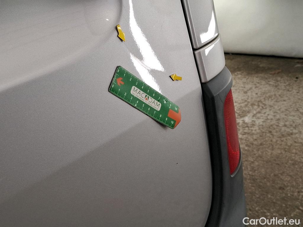  Renault  Kangoo  Zen 1.5 dCi 90CV BVM5 E6 #5