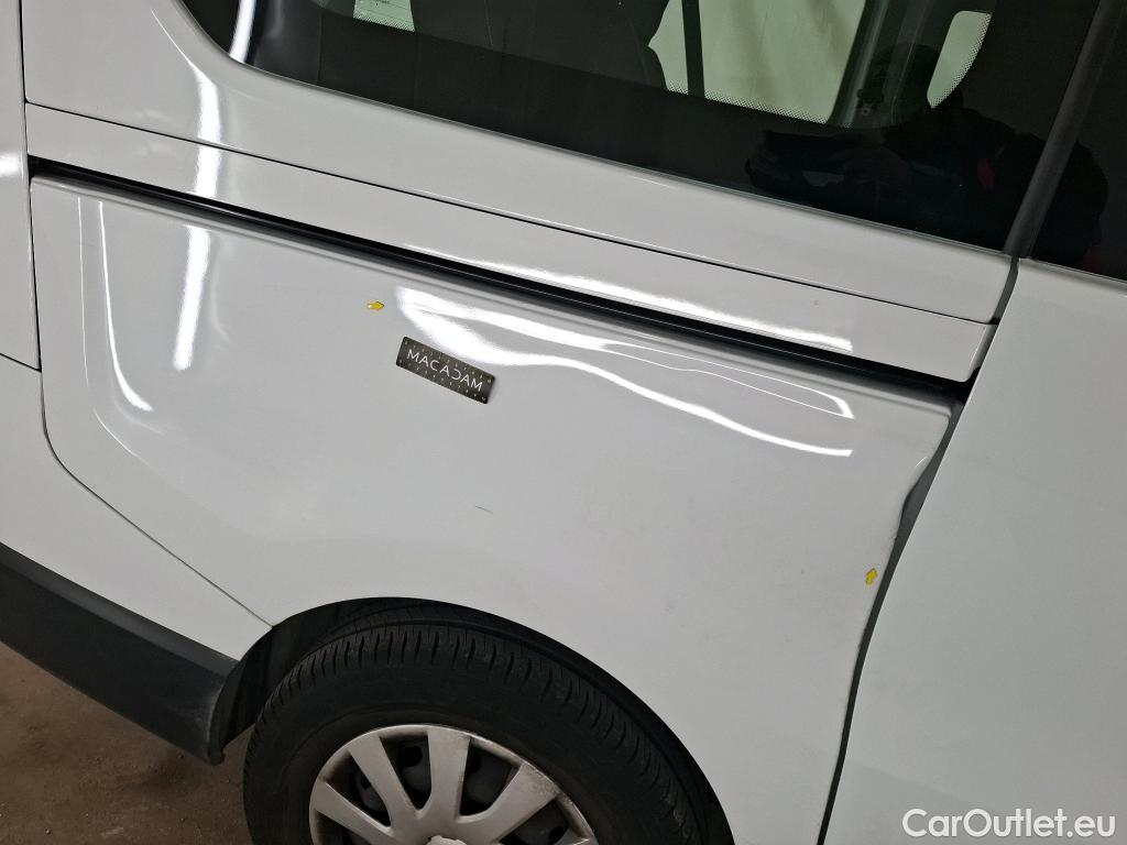  Renault  Trafic RENAULT  4p Combi Zen L1 Energy dCi 125 8 places #24