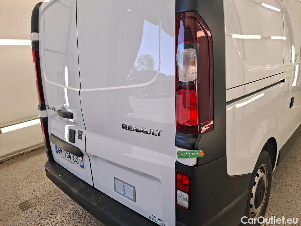  Renault  Trafic  III Fourgon L1H1 3T Grand Confort 2.0 dCi 130CV BVM6 E6d #15