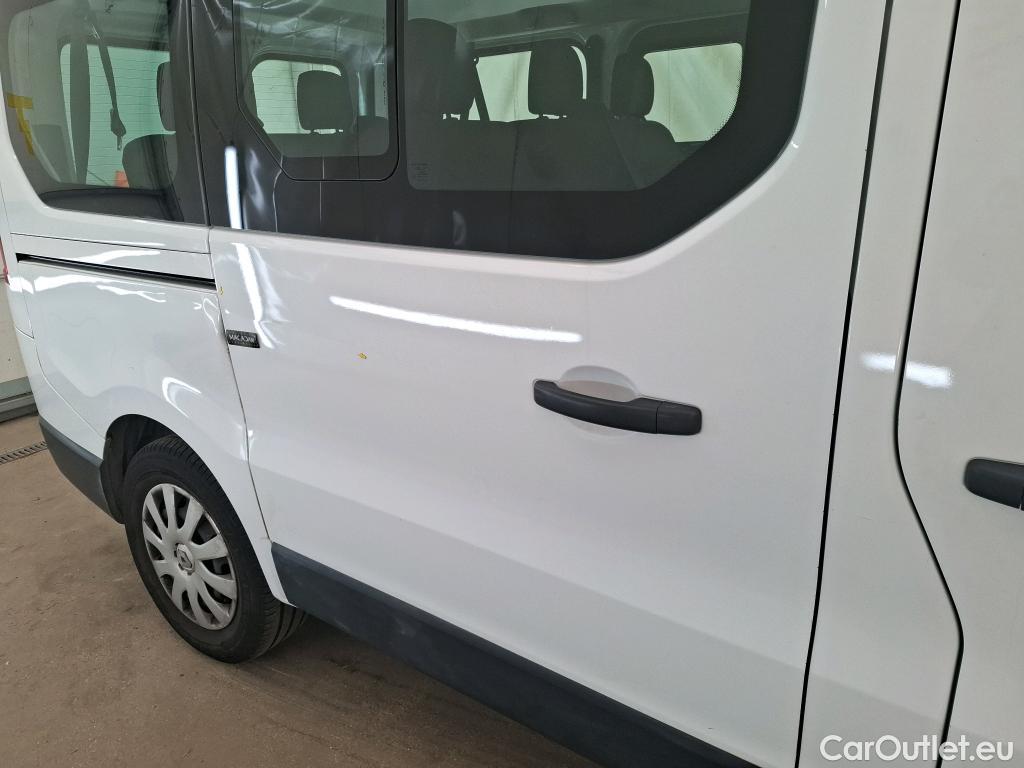 Renault  Trafic RENAULT  4p Combi Zen L1 Energy dCi 125 8 places #33