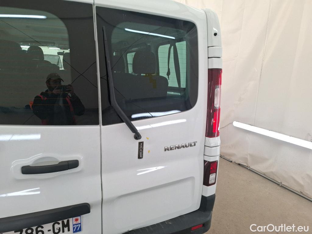  Renault  Trafic RENAULT  4p Combi Zen L1 Energy dCi 125 8 places #35