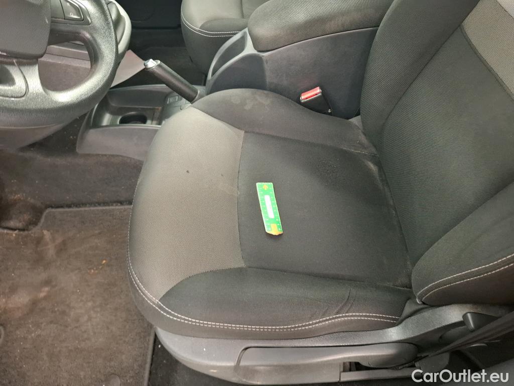  Renault  Kangoo  Zen 1.5 dCi 90CV BVM5 E6 #18