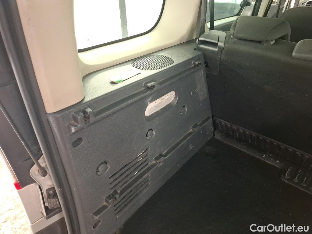  Renault  Kangoo  Zen 1.5 dCi 90CV BVM5 E6 #8