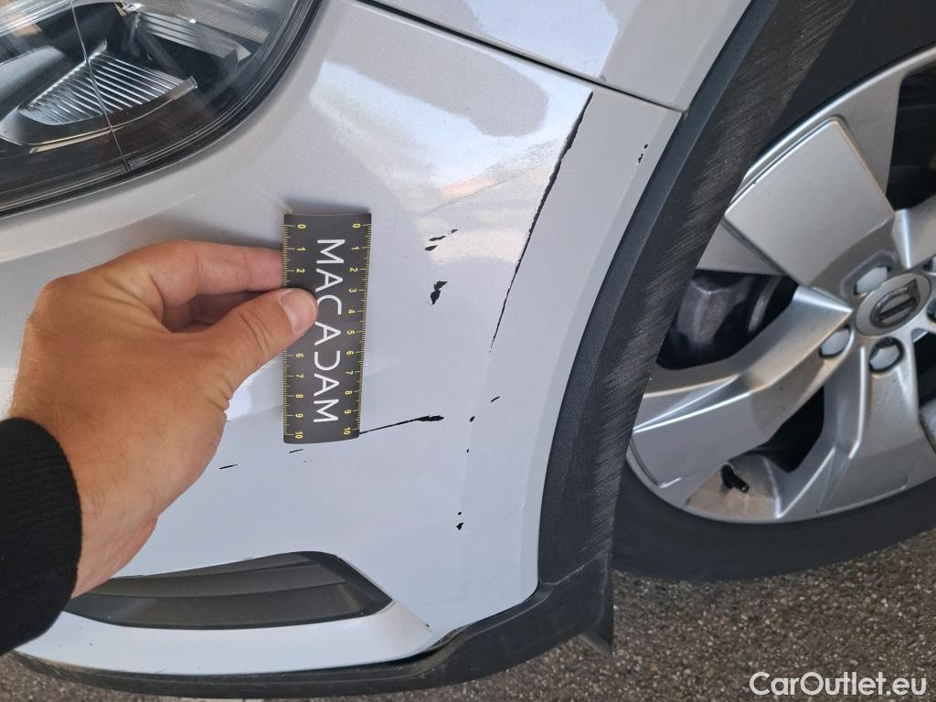  Volvo  XC 40 XC40 Momentum 2WD 1.5 130CV BVA8 E6d #28