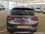  Alfa Romeo   STELVIO ALFA ROMEO / 2017 / 5P / SUV 2.2 TURBO DIESEL 190CV BUSINESS AT8 Q4 #67