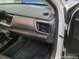  KIA  STONIC KIA  / 2020 / 5P / SUV 1.0 T-GDI 74KW MHEV STYLE #96