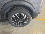  Peugeot  2008 PEUGEOT  / 2019 / 5P / CROSSOVER BLUEHDI 130 EAT8 ALLURE S/S AUT. #71