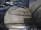  Peugeot  2008 PEUGEOT  / 2019 / 5P / CROSSOVER BLUEHDI 130 EAT8 ALLURE S/S AUT. #79