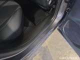  Peugeot  2008 PEUGEOT  / 2019 / 5P / CROSSOVER BLUEHDI 130 EAT8 ALLURE S/S AUT. #98
