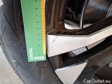  Peugeot  2008 PEUGEOT  / 2019 / 5P / CROSSOVER BLUEHDI 130 EAT8 ALLURE PACK S/S AUT. #72