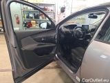  Peugeot  3008 PEUGEOT  / 2016 / 5P / SUV BLUEHDI 130 SeS BUSINESS #115
