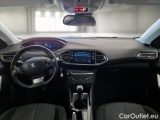  Peugeot  308 PEUGEOT  / 2017 / 5P / STATION WAGON SW ACTIVE BLUEHDI 130 SeS #3