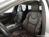  Volvo  XC60 VOLVO  / 2021 / 5P / SUV B4 D AUTOMATICO PLUS DARK #11