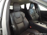  Volvo  XC60 VOLVO  / 2021 / 5P / SUV B4 D AUTOMATICO PLUS DARK #13