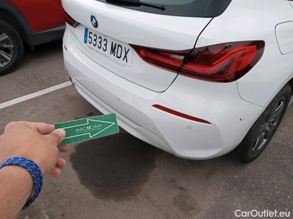  Bmw  Serie 1 BMW  / 2019 / 5P / berlina con portón 116d #20