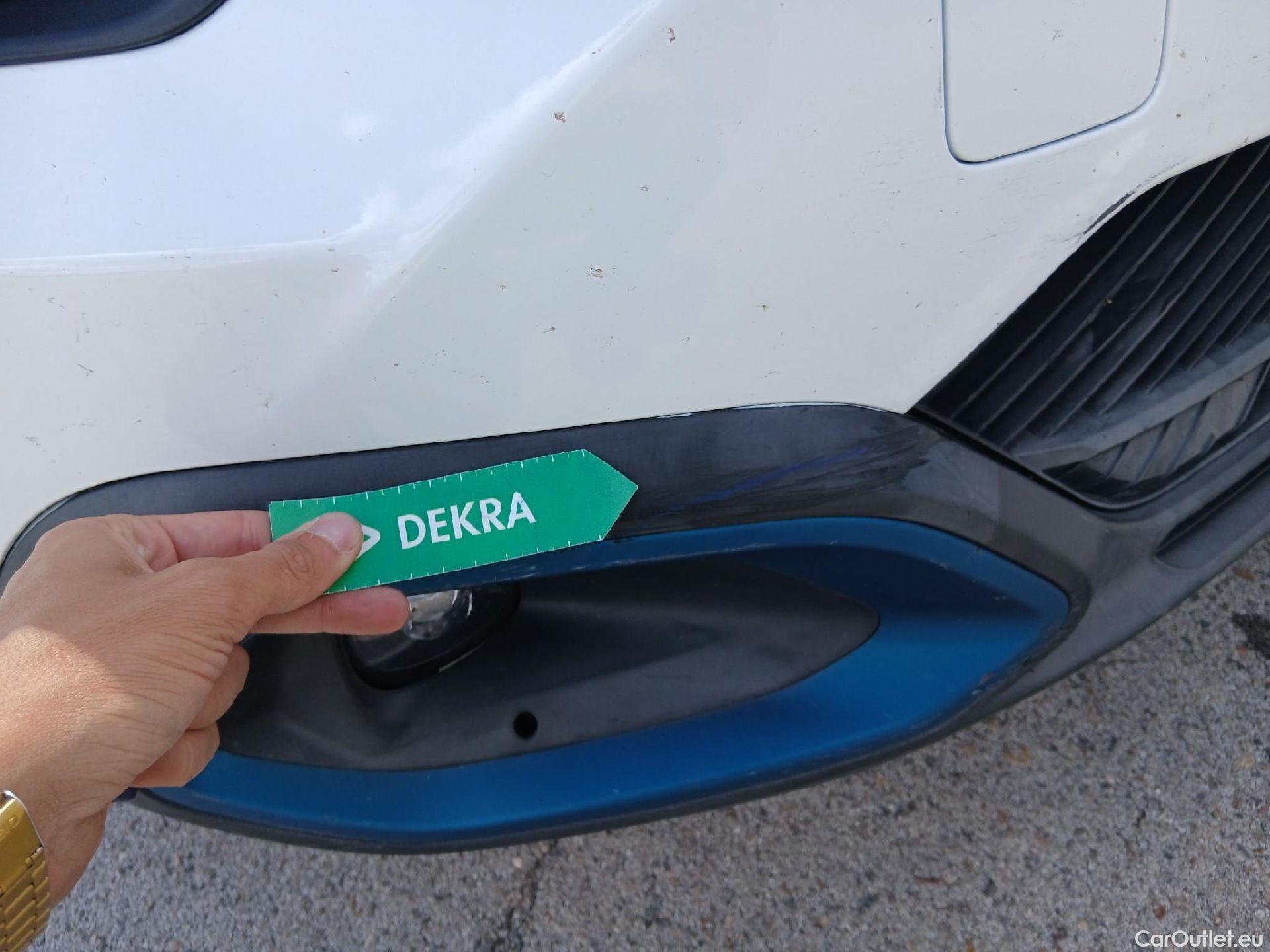  Citroen  C4 CITROEN ë- / 2020 / 5P / berlina con portón ë- eléctrico 100kW Feel Pack #4