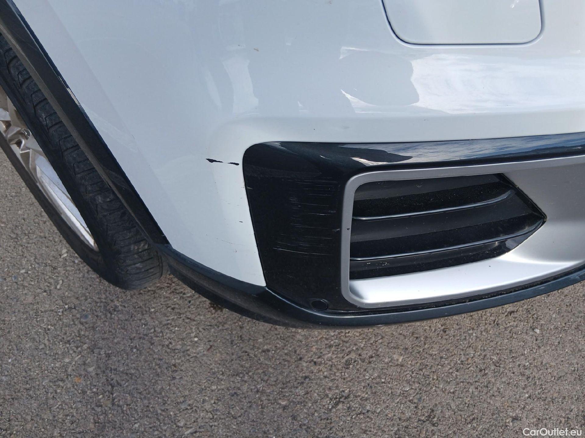  Audi  Q2 AUDI  / 2016 / 5P / todoterreno Design 30 TFSI 85kW (116CV) (AC) #3