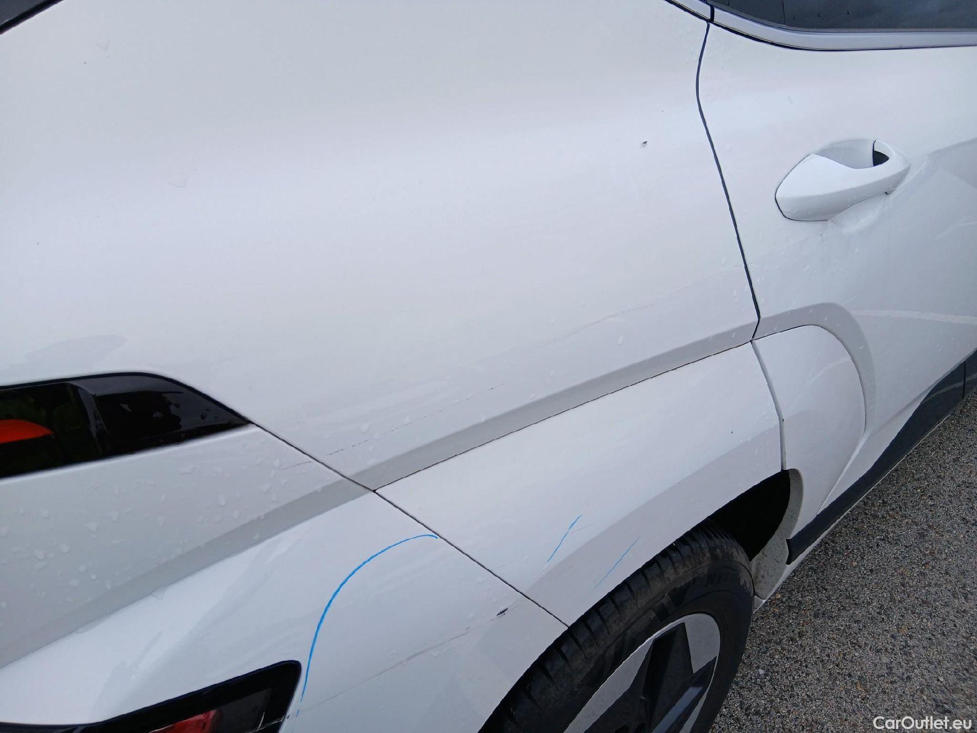  Hyundai  Konna HYUNDAI Kona / 2023 / 5P / todoterreno EV 150kW 65kWh Flexx #15