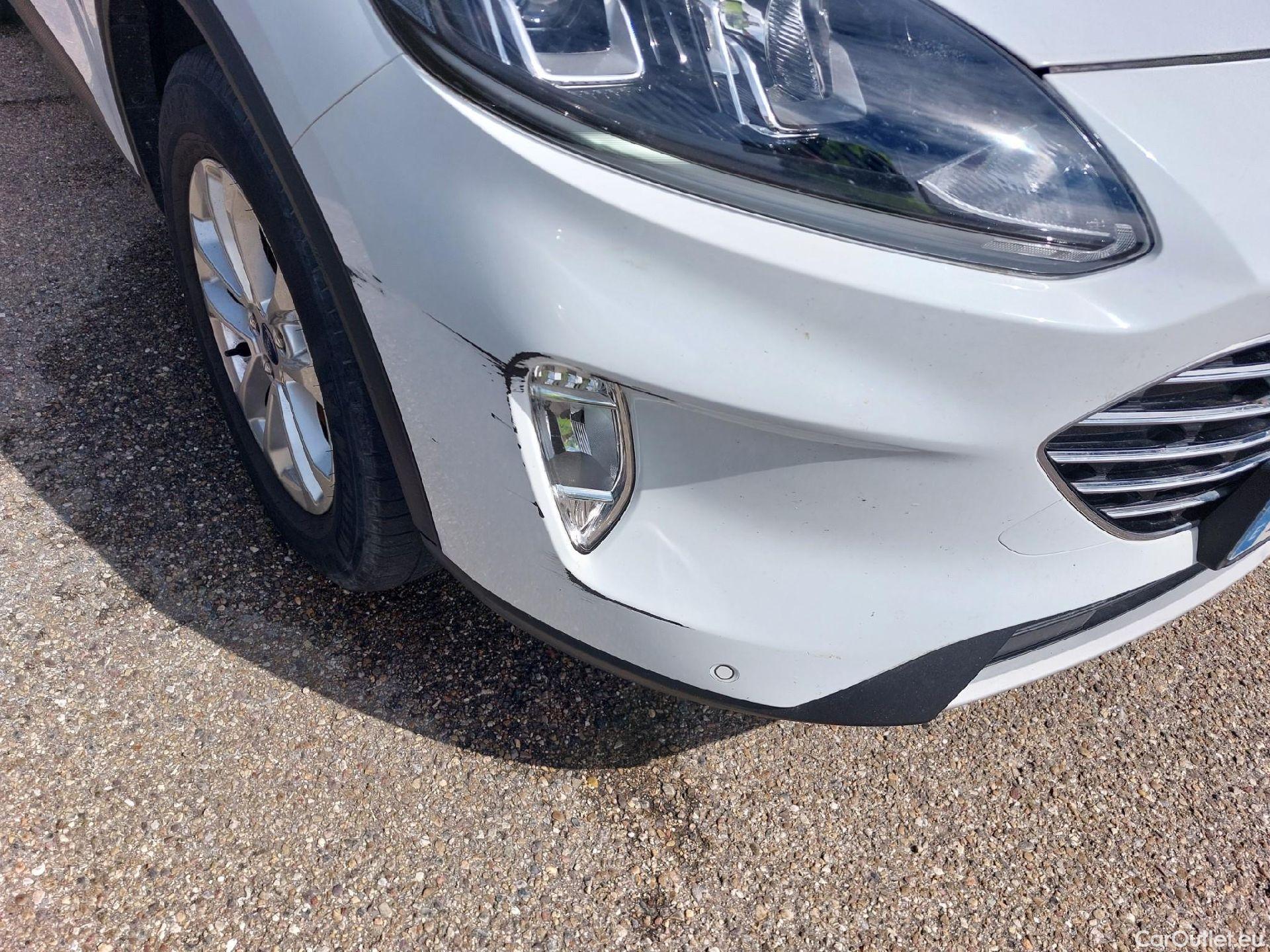  Ford  Kuga FORD  / 2019 / 5P / todoterreno Titanium 2.0 EcoBlue 140kW 4x4 Auto #1