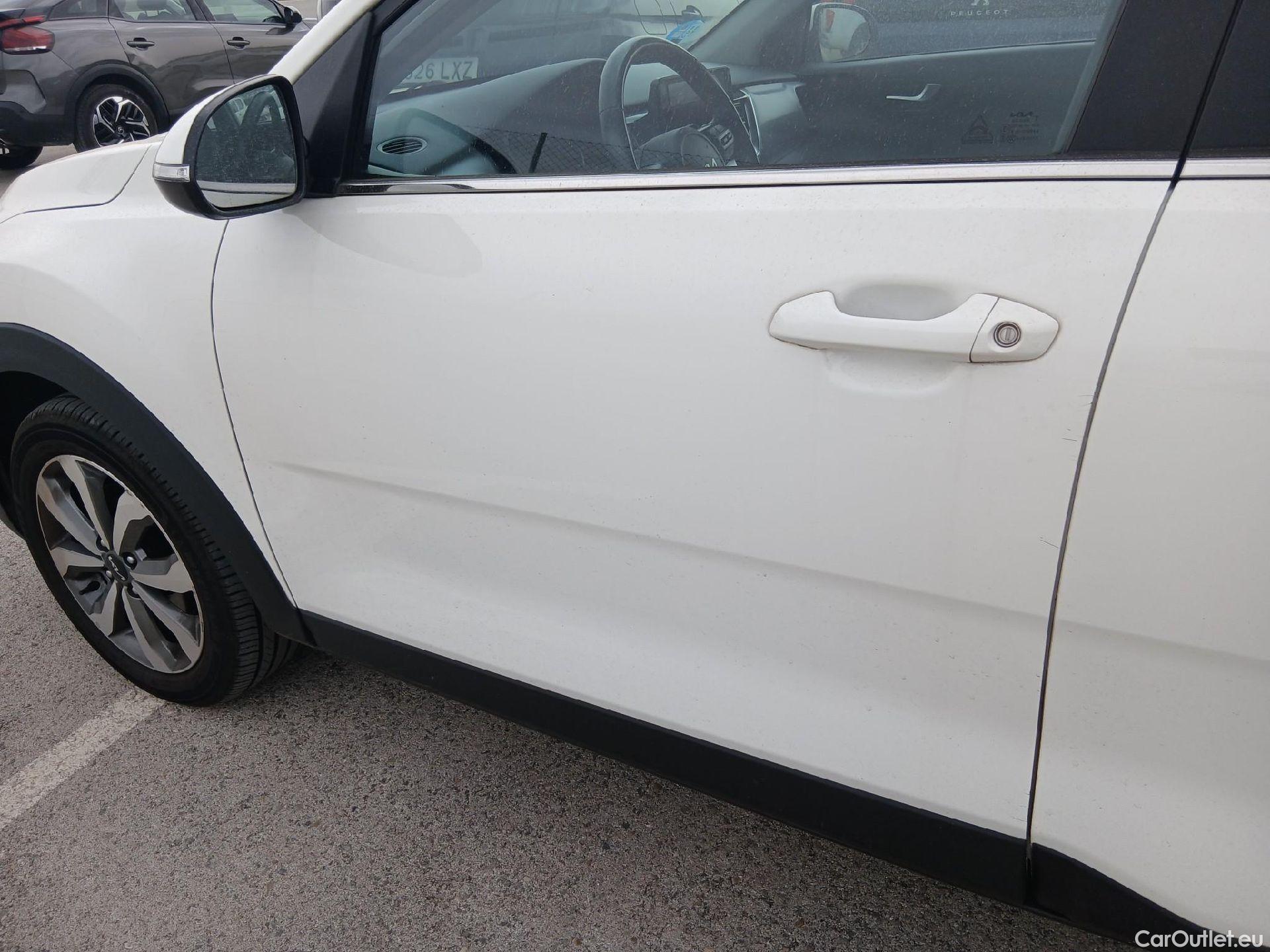  KIA  STONIC KIA  / 2017 / 5P / todoterreno 1.0 T-GDi 74kW (100CV) MHEV iMT Drive #8
