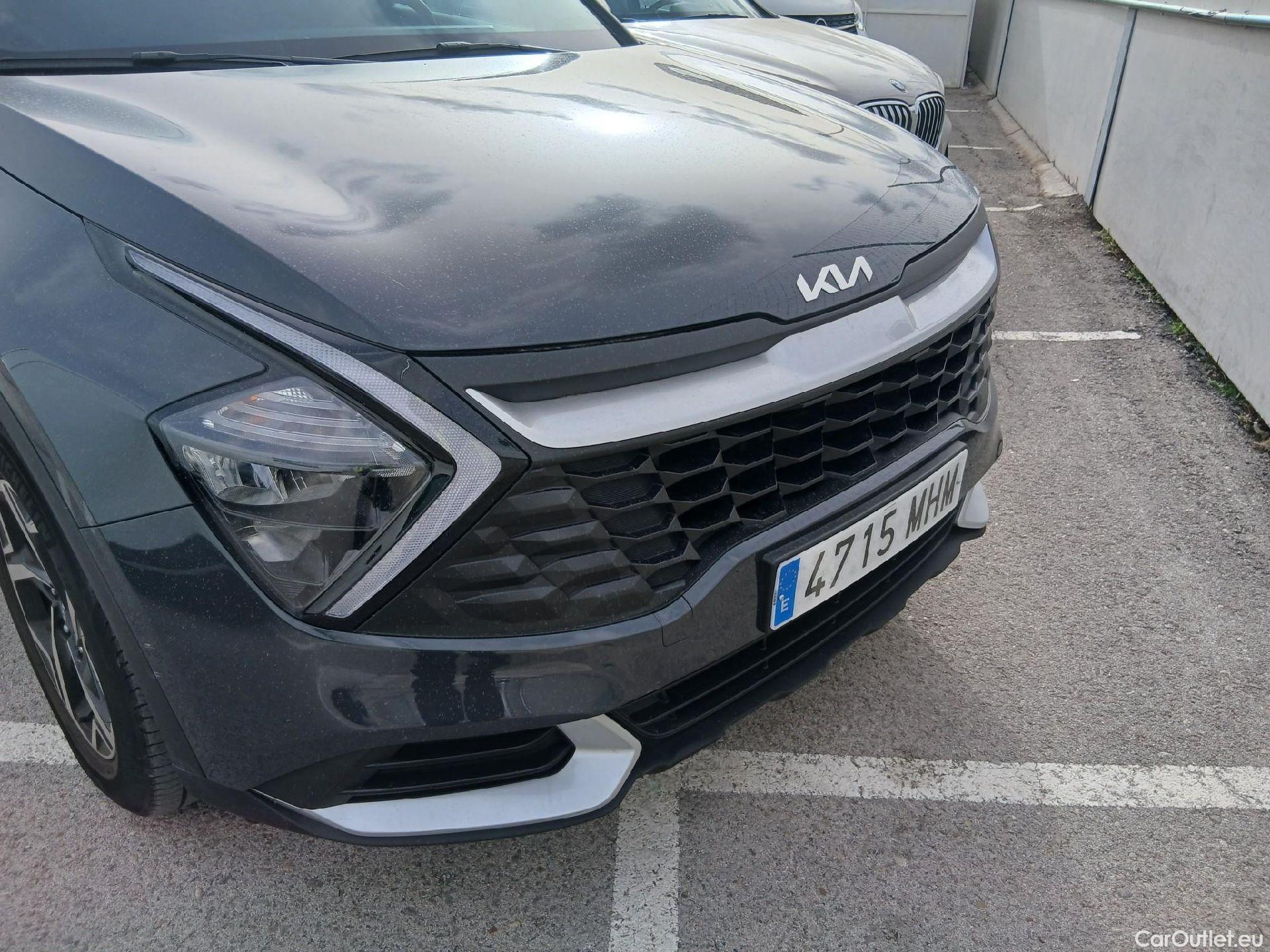  KIA  Sportage KIA  / 2022 / 5P / todoterreno 1.6 T-GDi 110kW (150CV) Concept 4x2 #8