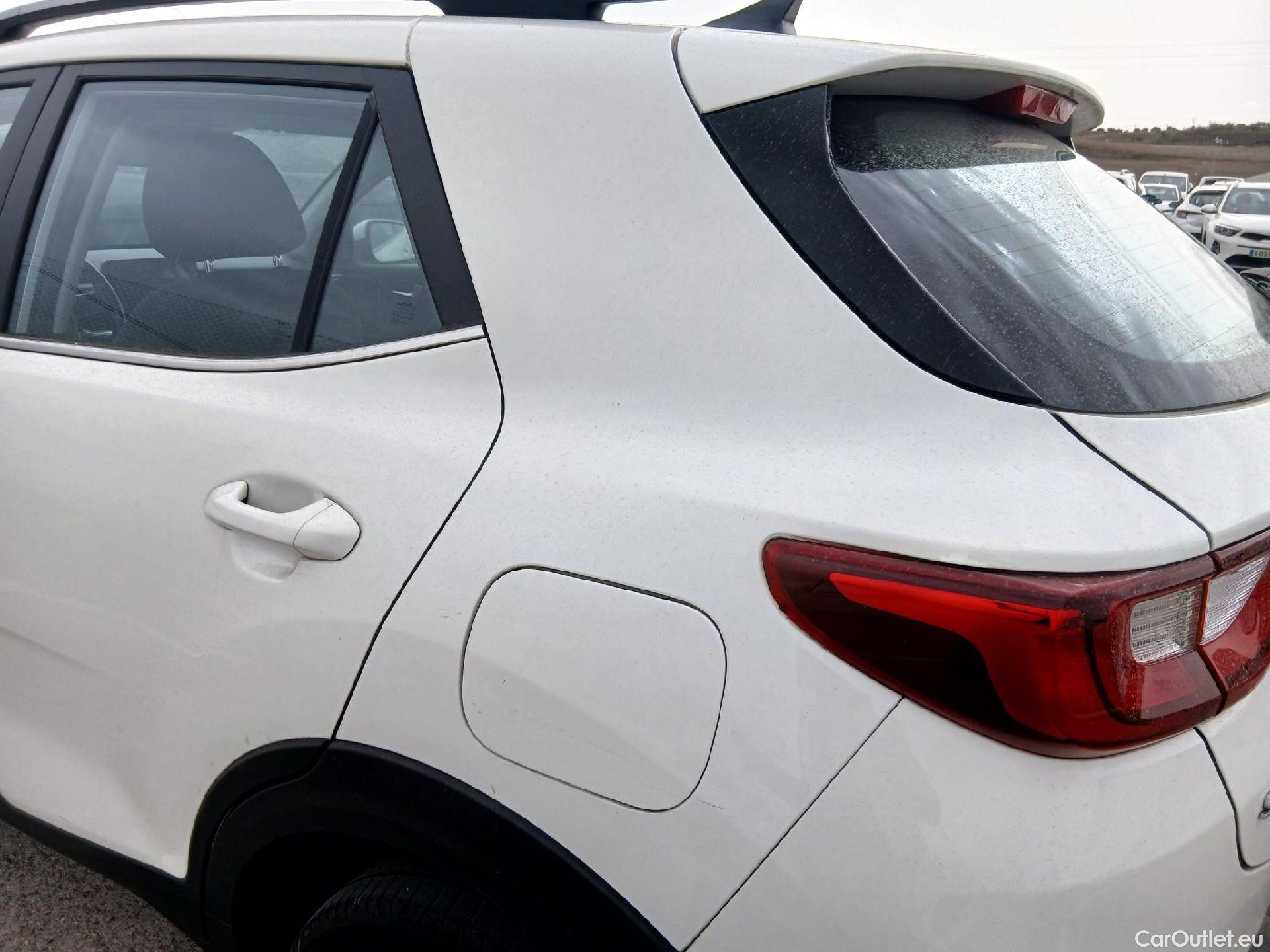  KIA  STONIC KIA  / 2017 / 5P / todoterreno 1.0 T-GDi 74kW (100CV) MHEV iMT Drive #14
