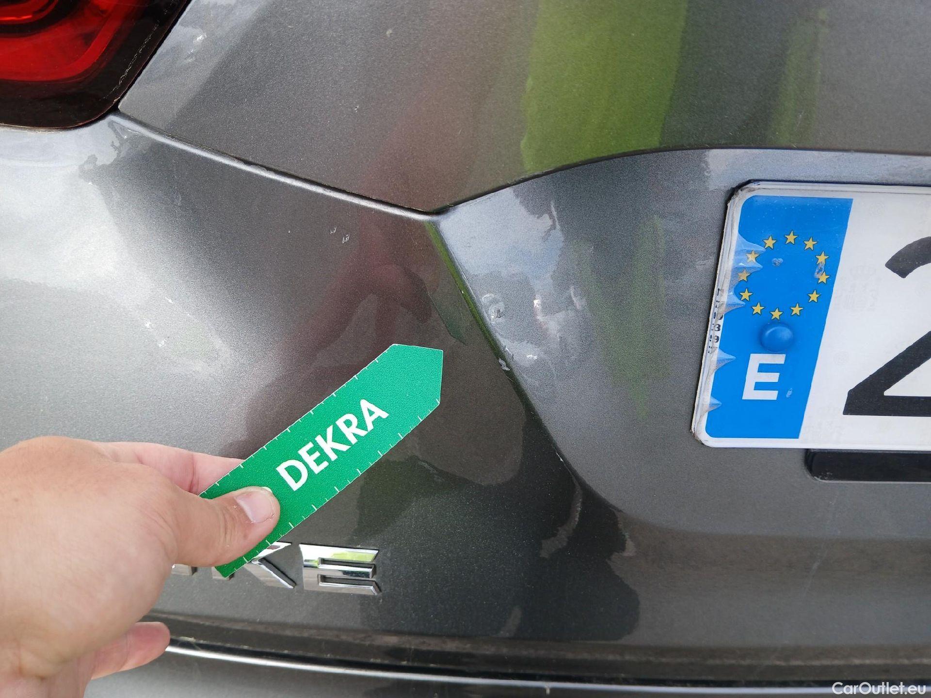  Nissan  Juke NISSAN  / 2019 / 5P / crossover DIG-T 84 kW (114 CV) DCT 7 V N-Connecta (AC2) #26
