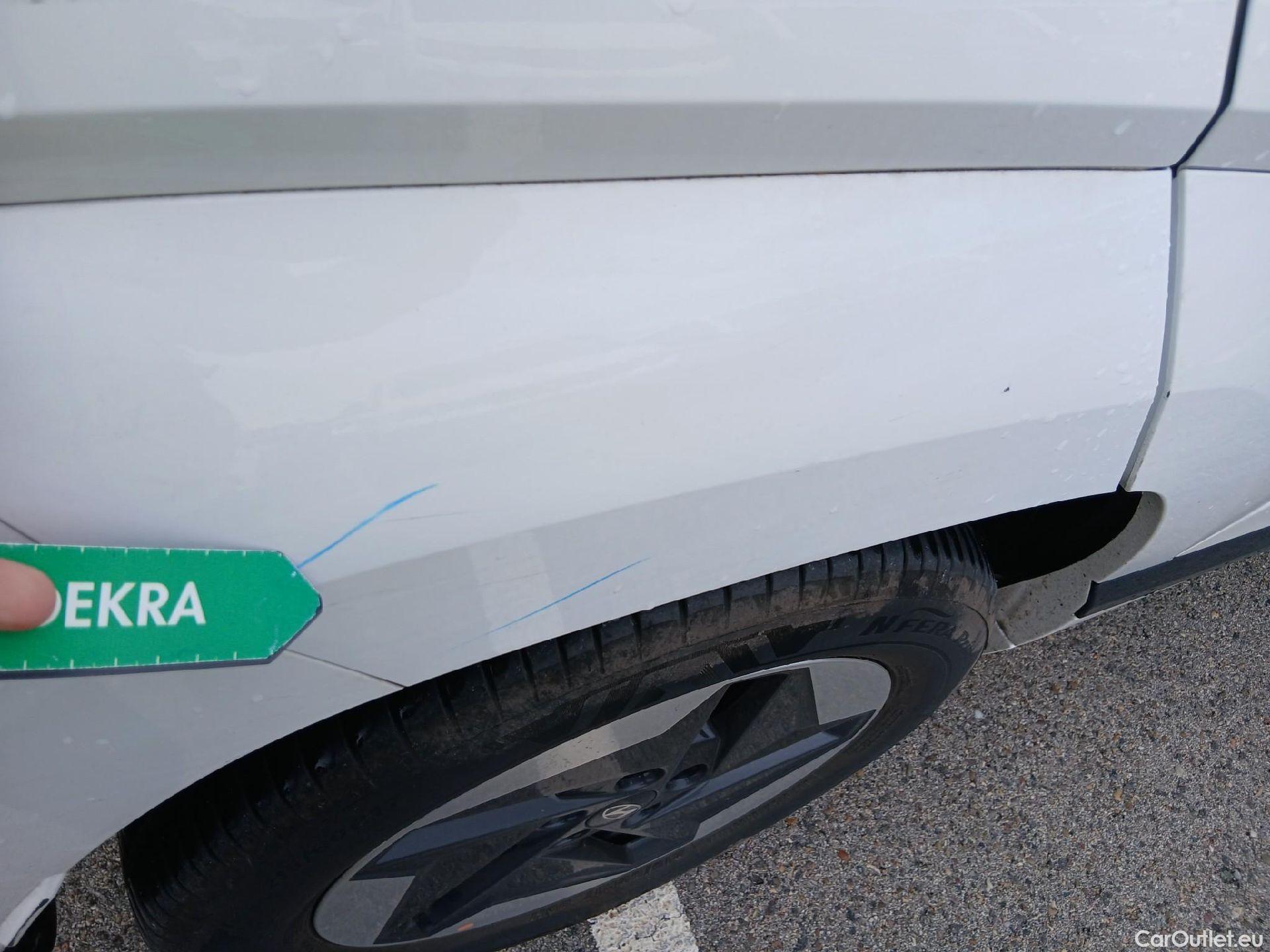  Hyundai  Konna HYUNDAI Kona / 2023 / 5P / todoterreno EV 150kW 65kWh Flexx #14