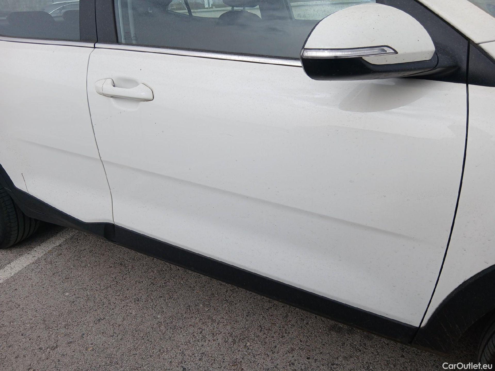  KIA  STONIC KIA  / 2017 / 5P / todoterreno 1.0 T-GDi 74kW (100CV) MHEV iMT Drive #37