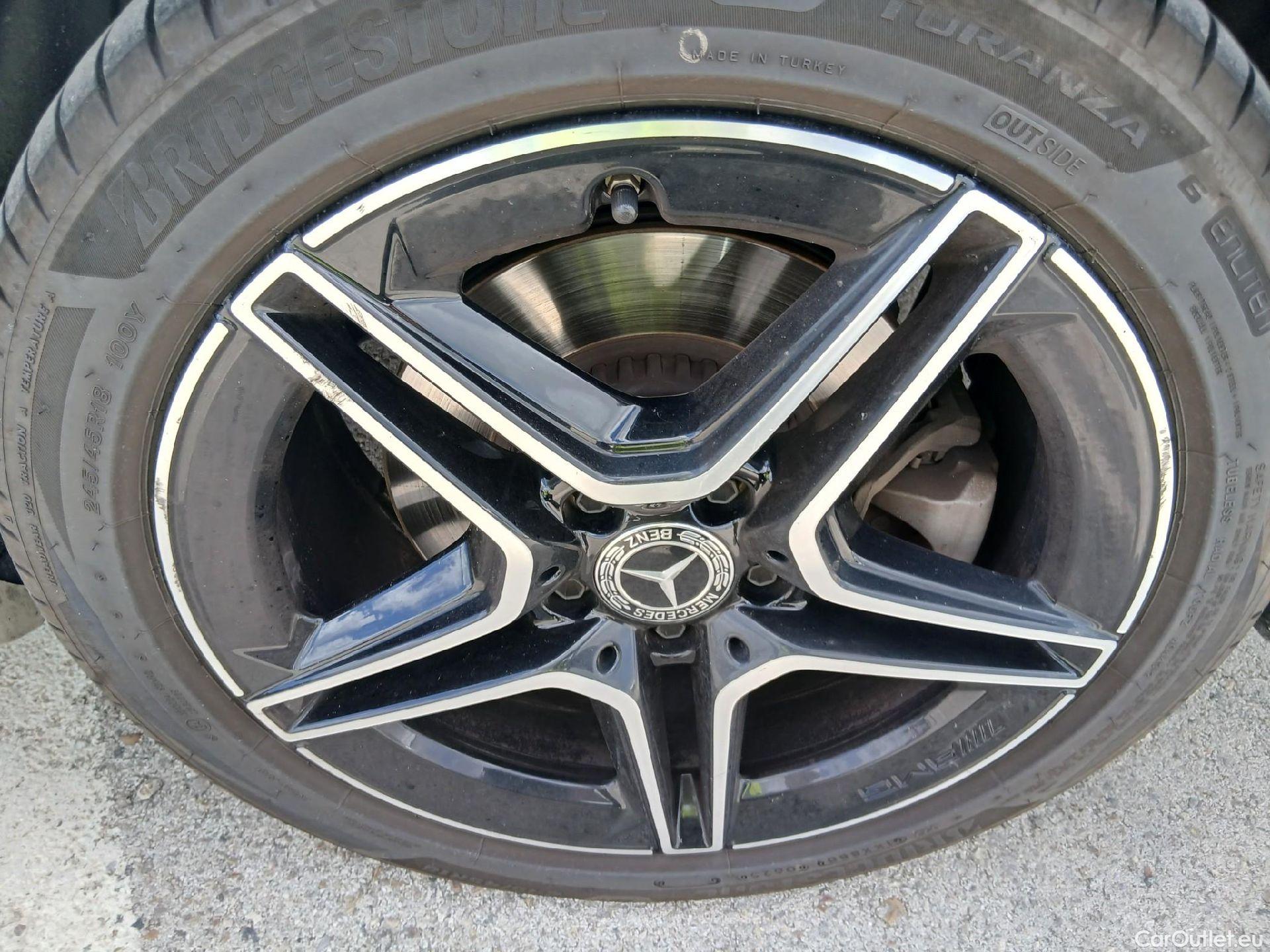  Mercedes  C-Klasse MERCEDES-BENZ Clase E / 2020 / 5P / familiar E 300 e Estate #17