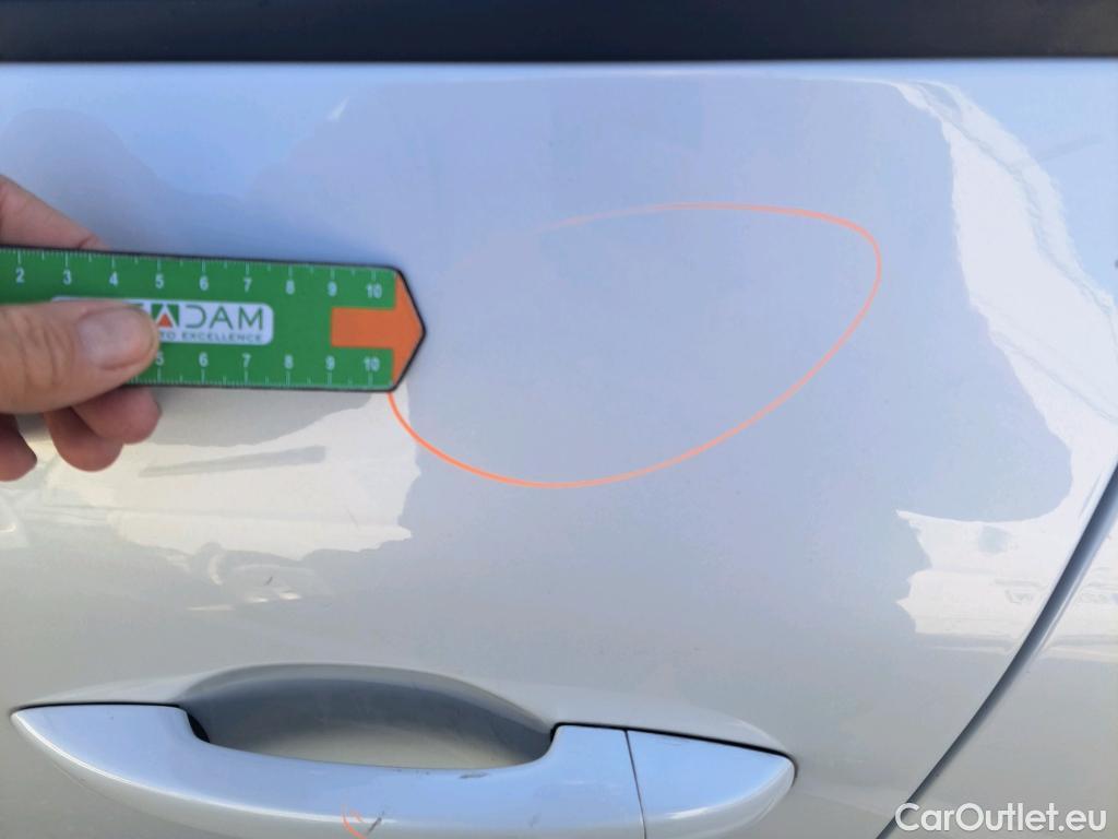  Renault  Captur RENAULT  / 2020 / 5P / todoterreno equilibre TCe 74 kW (100CV) GLP #13