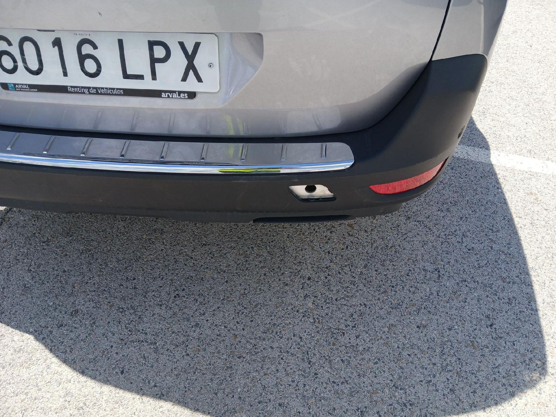  Peugeot  5008 PEUGEOT  / 2020 / 5P / todoterreno 1.5 BlueHDi 96kW (130CV) S&S Allure EAT8 #27